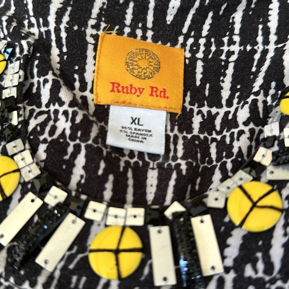 Ruby Rd. 3/4 sleeve blouse - Picture 5 of 5